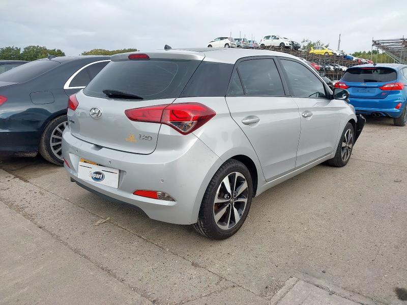 2015 HYUNDAI I20 1.4 SE 5DR