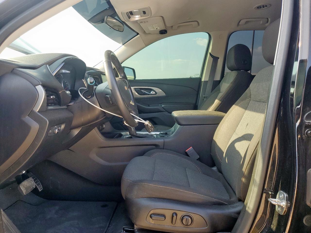 2021 Chevrolet Traverse Lt VIN: 1GNERGKWXMJ256899 Lot: 81878025