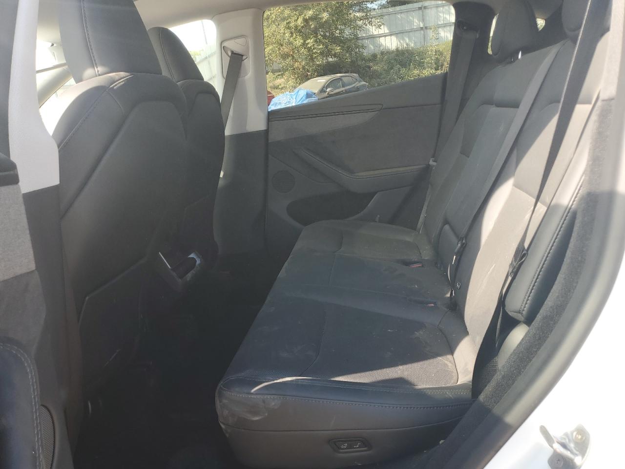 2026 Tesla Model Y VIN: 7SAYGDEE8TF402514 Lot: 81122485