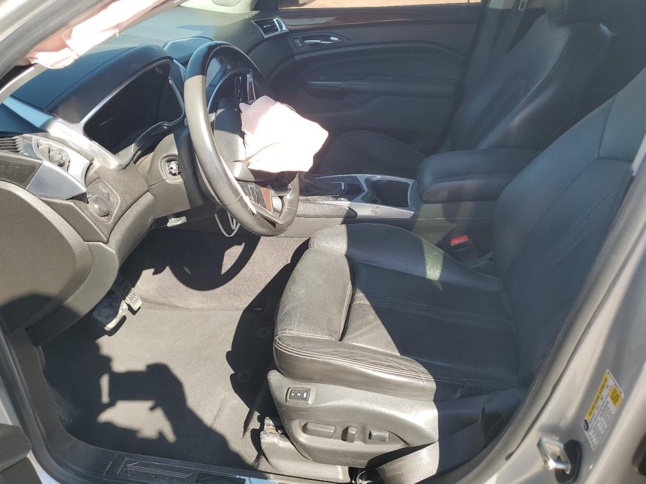 2014 Cadillac Srx Luxury Collection VIN: 3GYFNBE30ES517965 Lot: 81101135