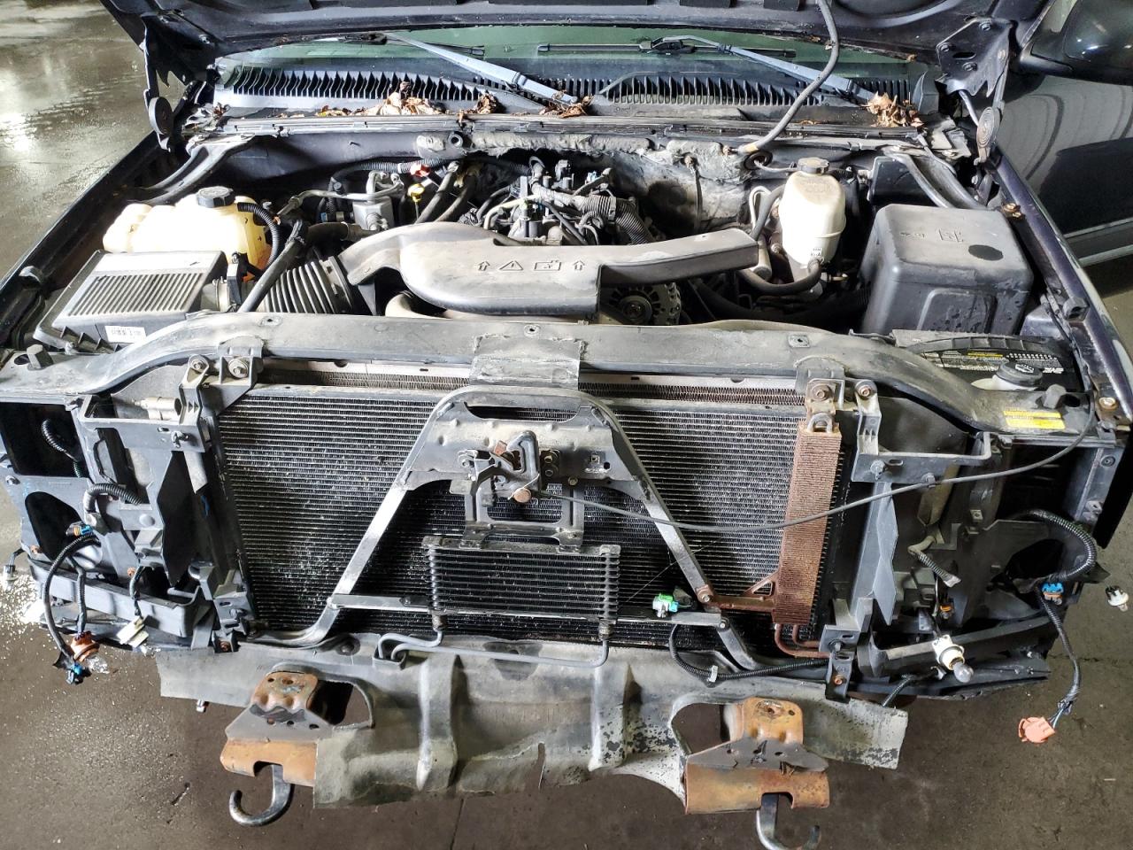 2004 Chevrolet Tahoe K1500 VIN: 1GNEK13Z24J279023 Lot: 81190135