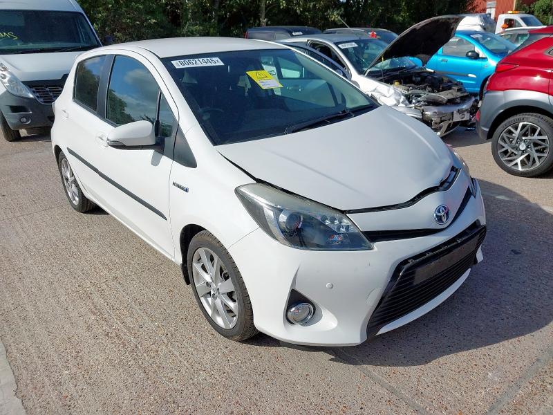 2013 TOYOTA YARIS T SPIRIT HYBRID CVT 