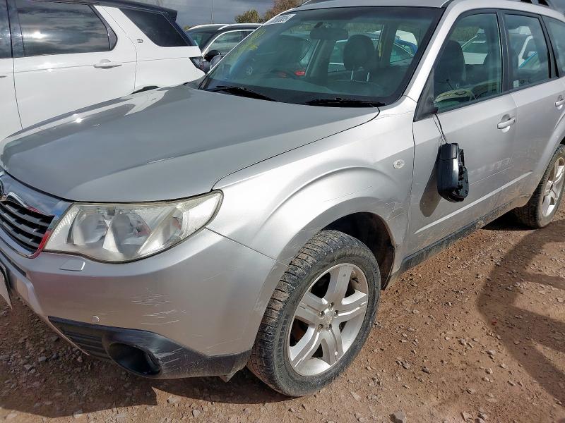 2010 SUBARU FORESTER XS
