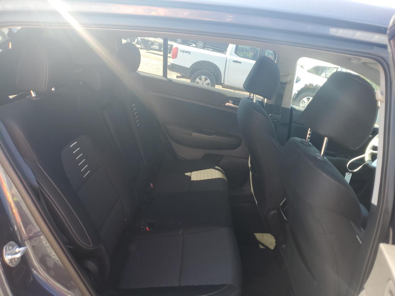 2020 Kia Sportage Lx VIN: KNDPMCAC8L7806533 Lot: 71499235