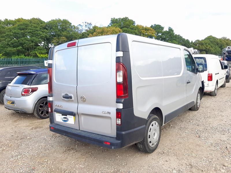 2015 VAUXHALL VIVARO 2900 CDTI 