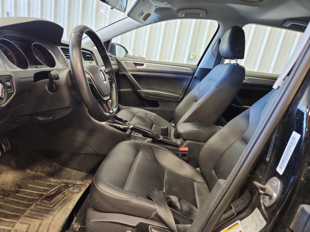 2017 Volkswagen Golf S VIN: 3VW217AU5HM038040 Lot: 84788145