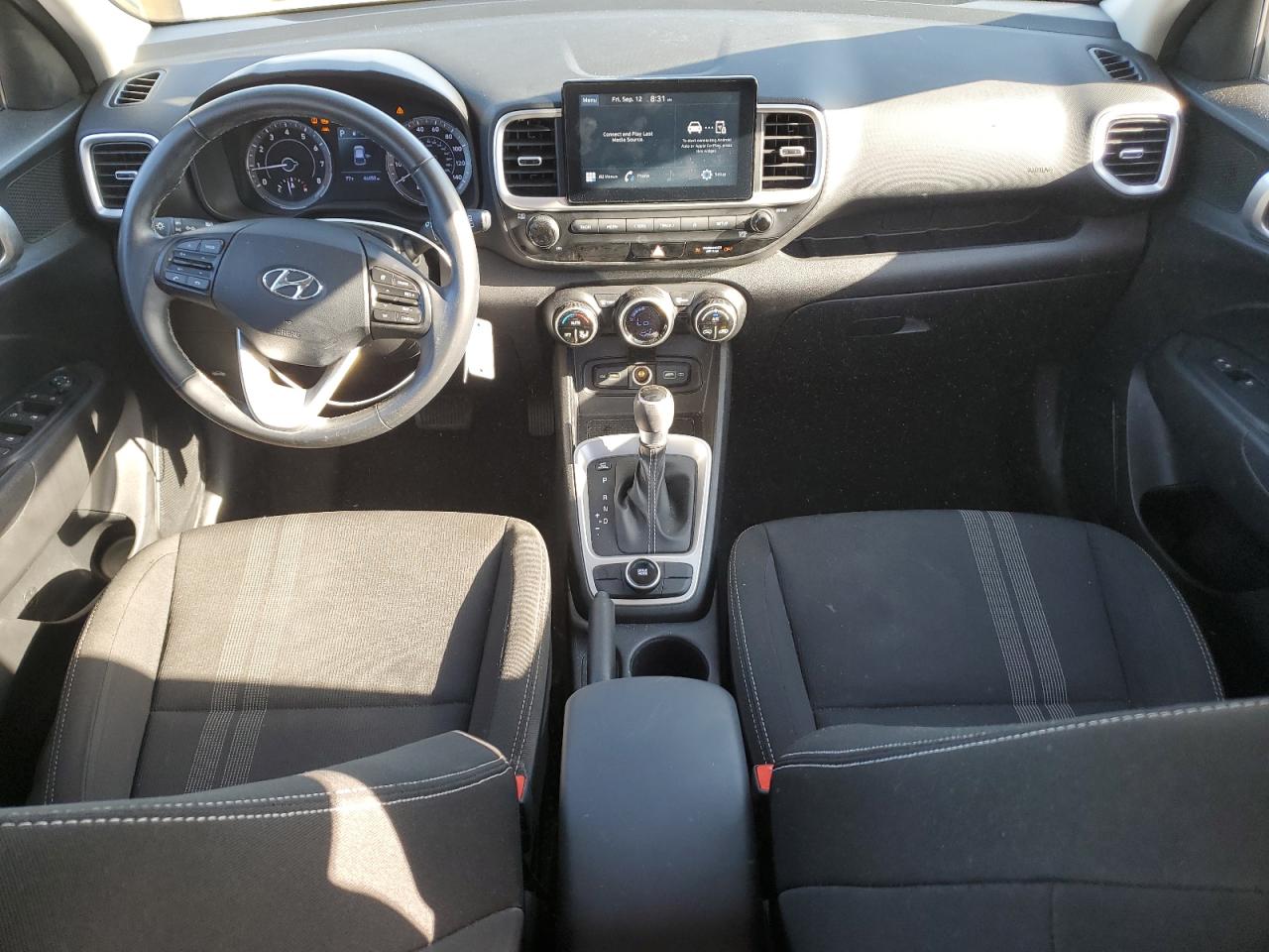 2022 Hyundai Venue Sel VIN: KMHRC8A38NU170950 Lot: 80332235