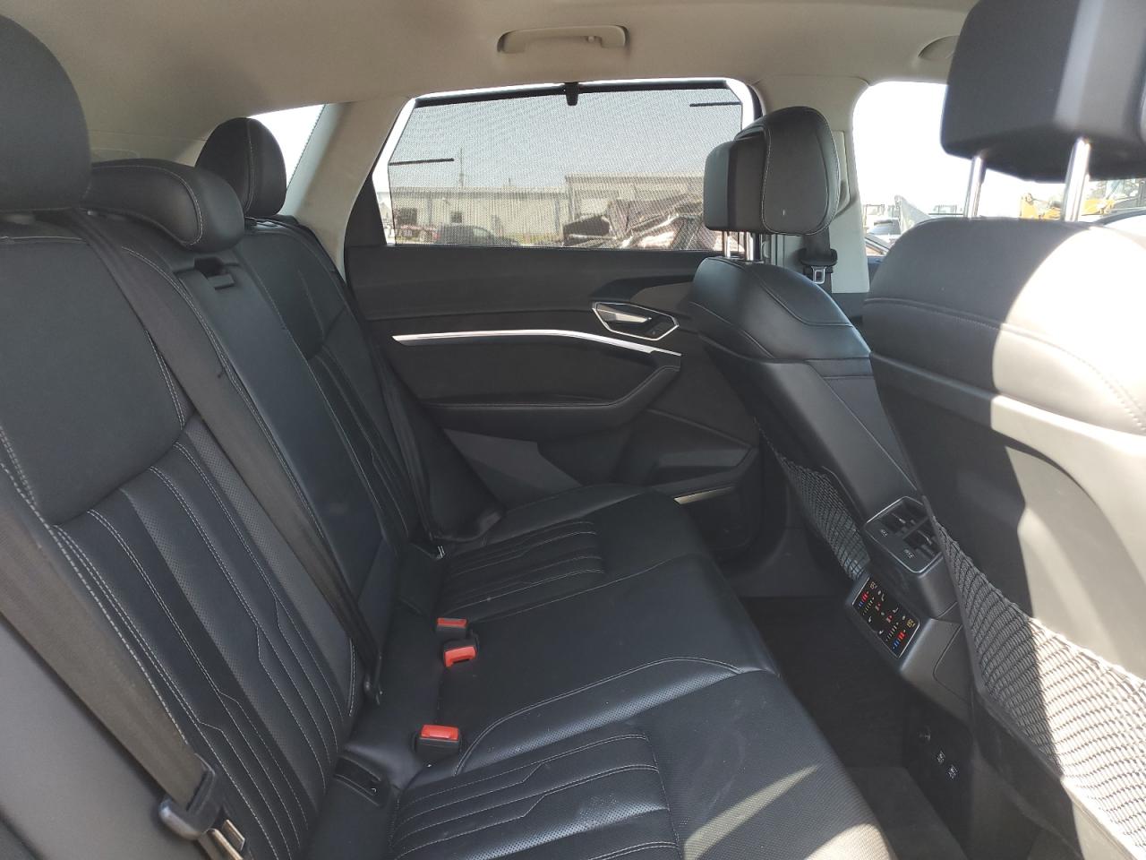 2019 Audi E-Tron Prestige VIN: WA1VAAGE5KB008476 Lot: 83989765