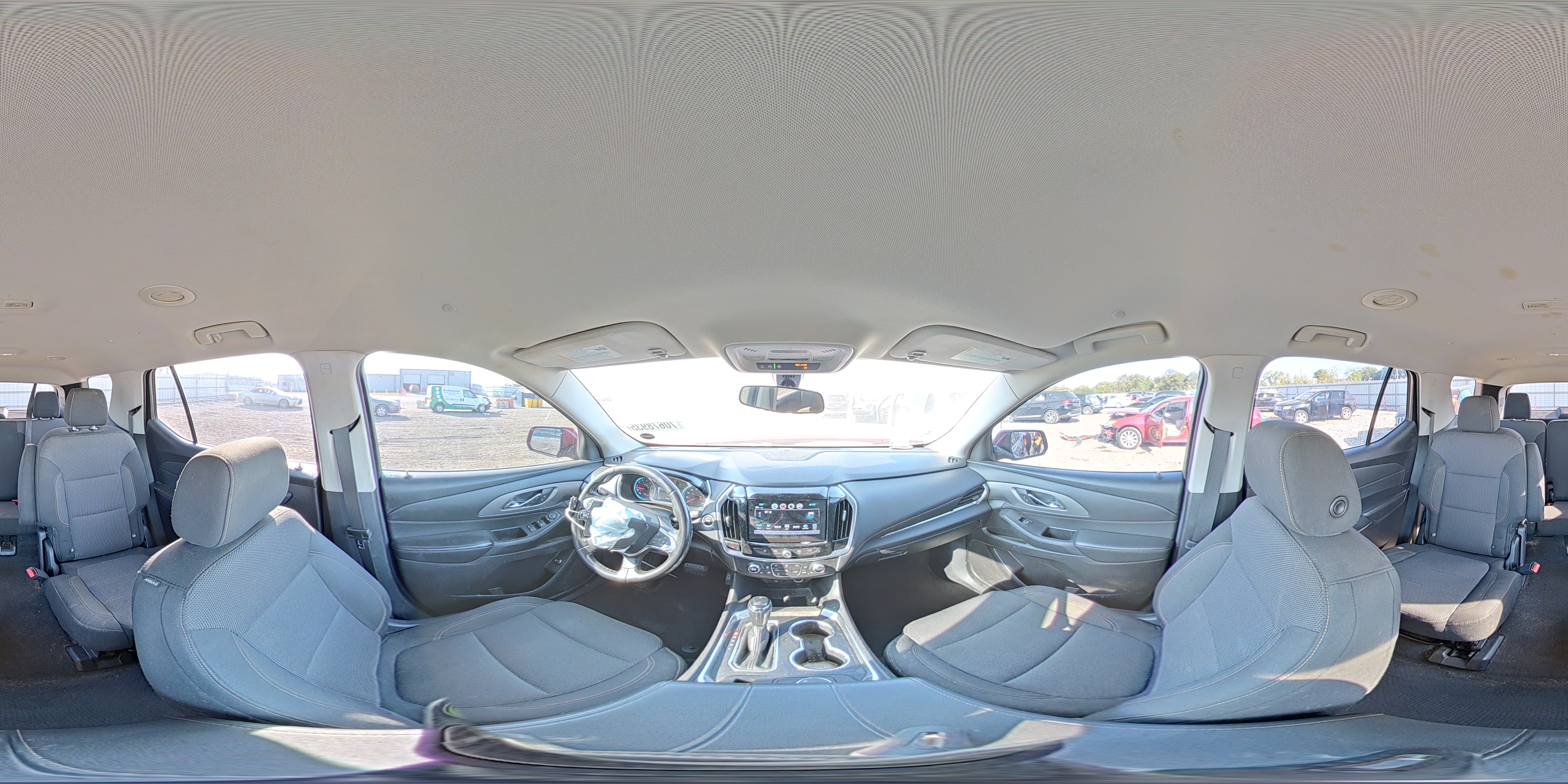 2019 Chevrolet Traverse Lt VIN: 1GNERGKW1KJ230673 Lot: 70678935