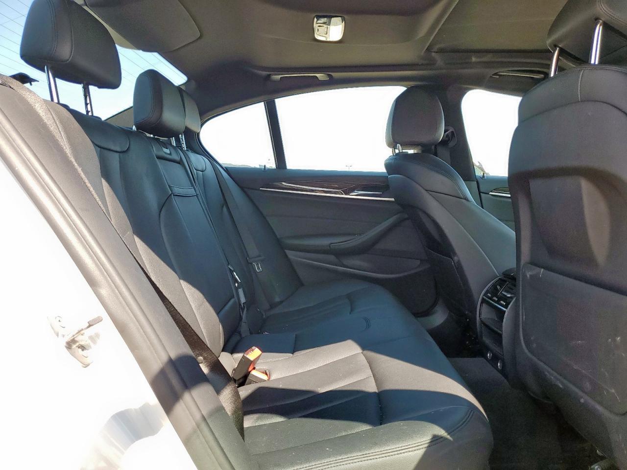 2018 BMW 530Xe VIN: WBAJB1C54JB085360 Lot: 71803085