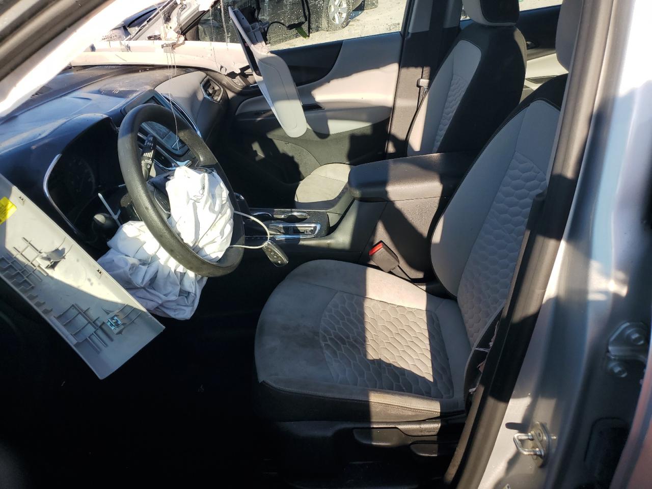 2020 Chevrolet Equinox Ls VIN: 3GNAXHEV3LS578536 Lot: 84410285