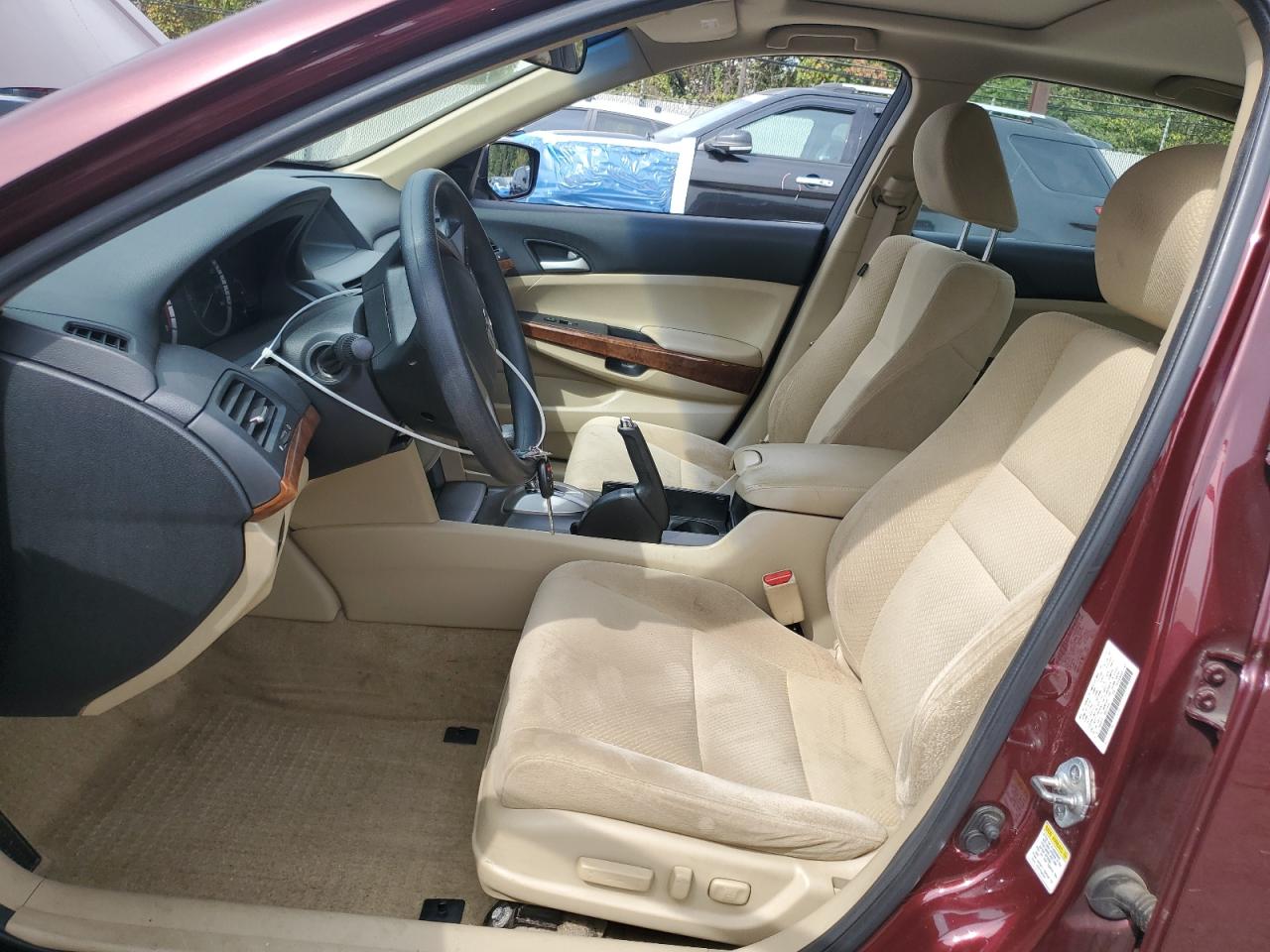 2011 Honda Accord Ex VIN: 1HGCP3F71BA024451 Lot: 84254795