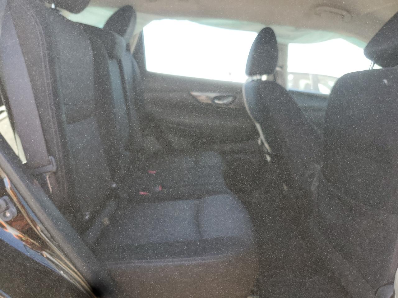 2018 Nissan Rogue S VIN: JN8AT2MT6JW451058 Lot: 81336025