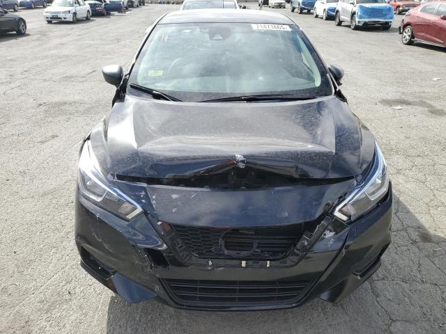  NISSAN VERSA 2022 Черный