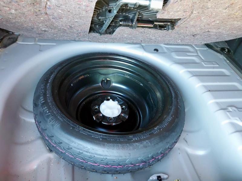 2003 TOYOTA YARIS VERSO 1.3 VVTI T SPIRIT 5DR AUTO