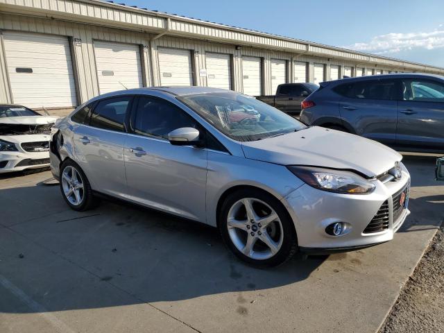  FORD FOCUS 2012 Srebrny