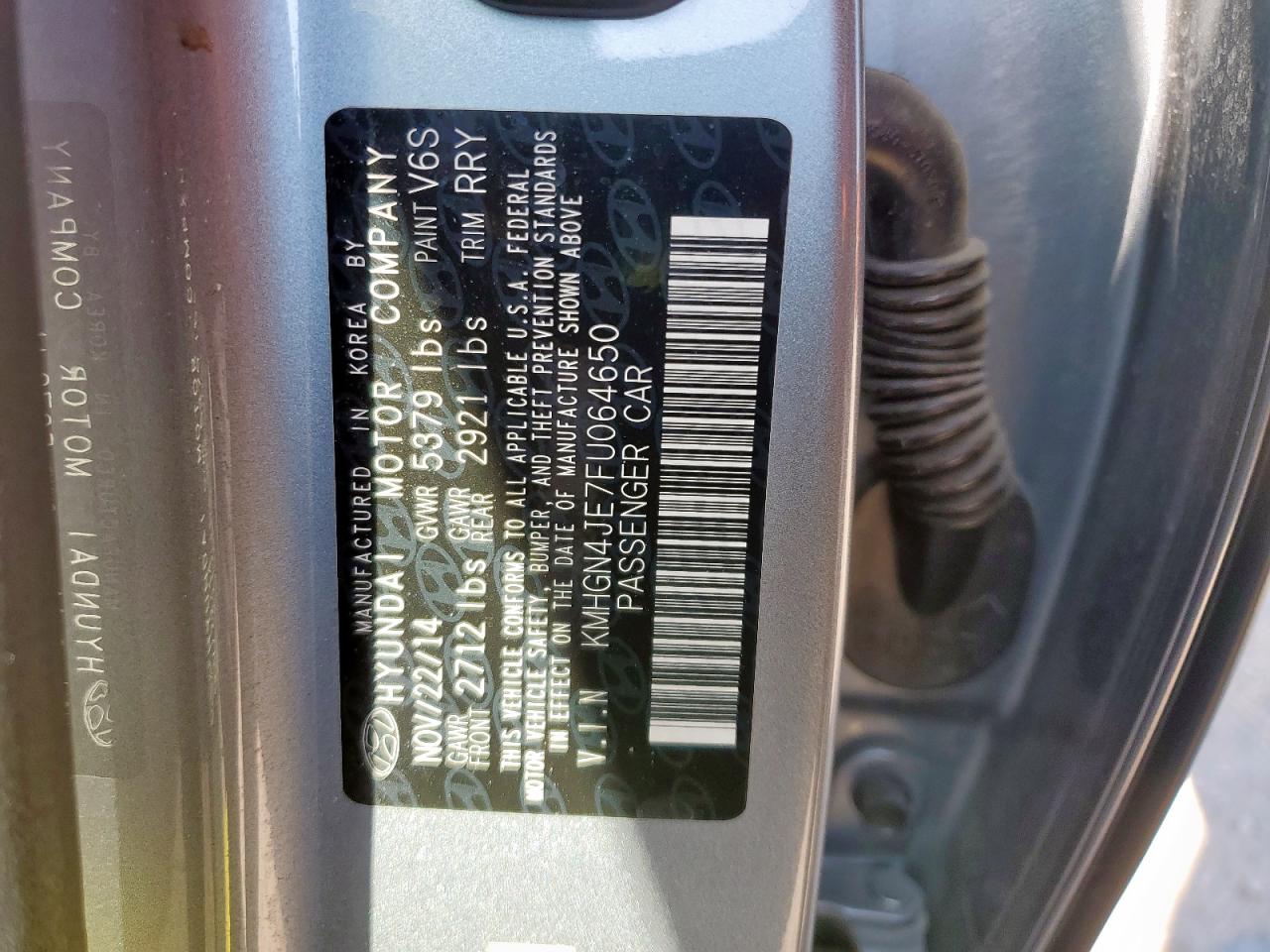 2015 Hyundai Genesis 3.8L VIN: KMHGN4JE7FU064650 Lot: 71511595