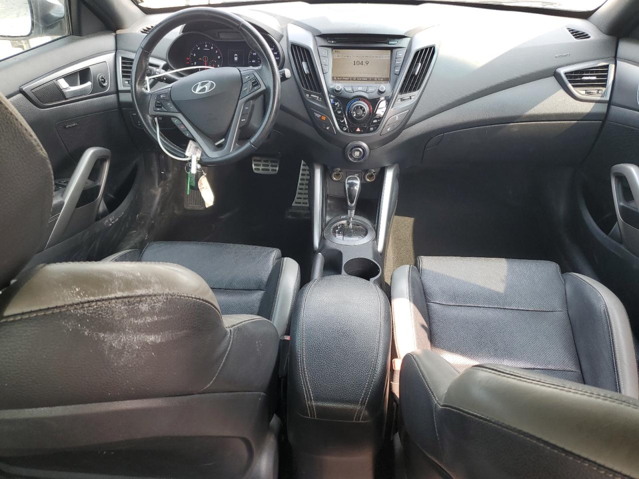 2016 Hyundai Veloster Turbo VIN: KMHTC6AE2GU303748 Lot: 68372265