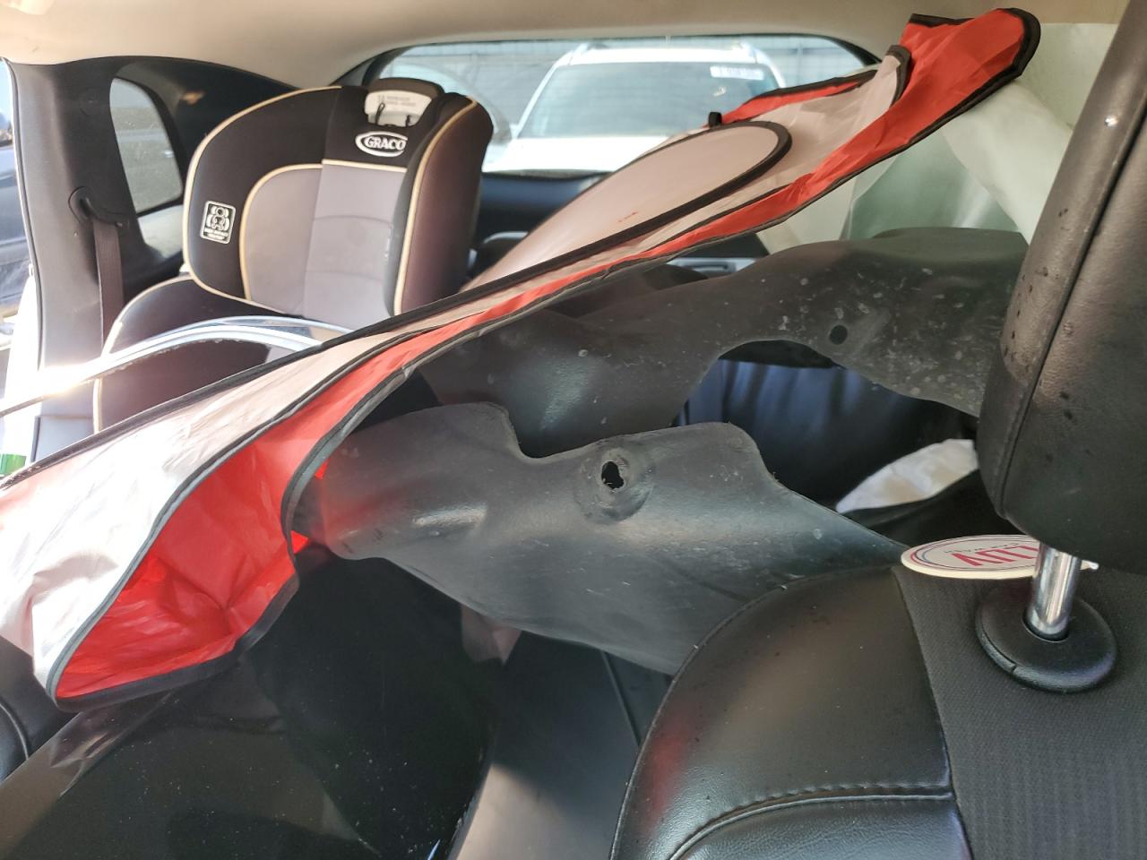 2018 Jeep Cherokee Latitude Plus VIN: 1C4PJLLB1JD560940 Lot: 81089855