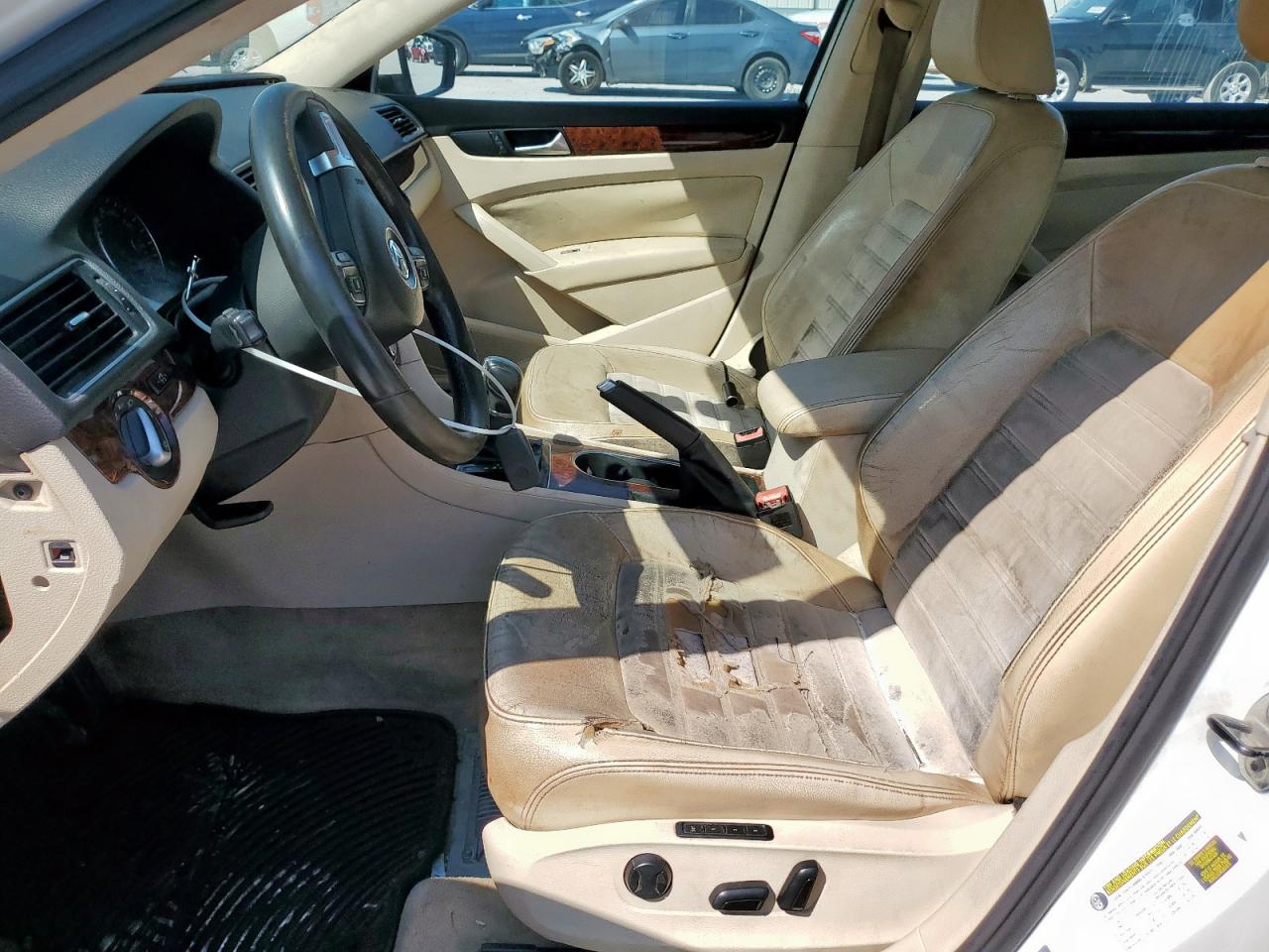 2013 Volkswagen Passat Sel VIN: 1VWCH7A37DC039936 Lot: 80224145