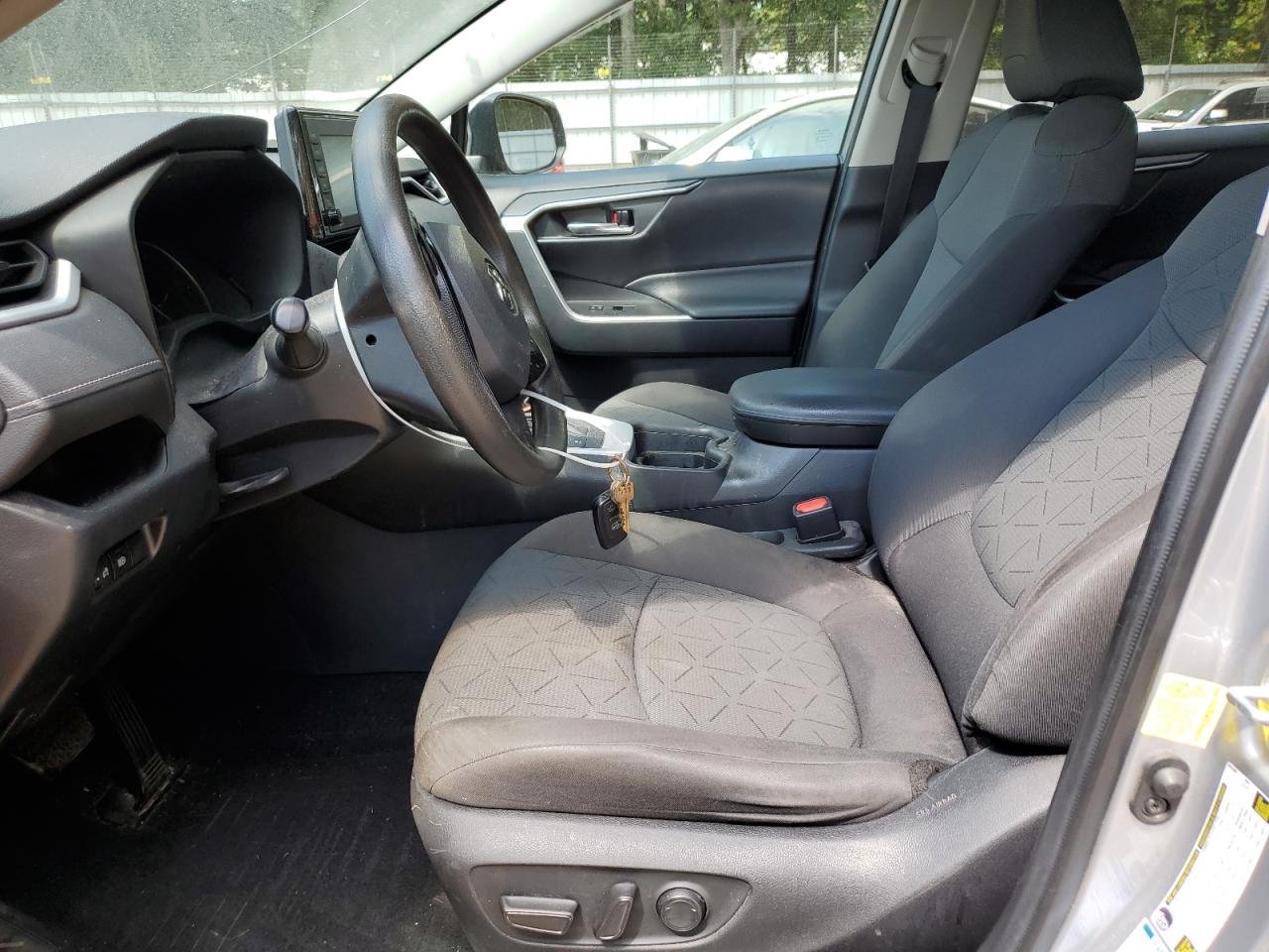 2021 Toyota Rav4 Xle VIN: 2T3RWRFVXMW117860 Lot: 71909835