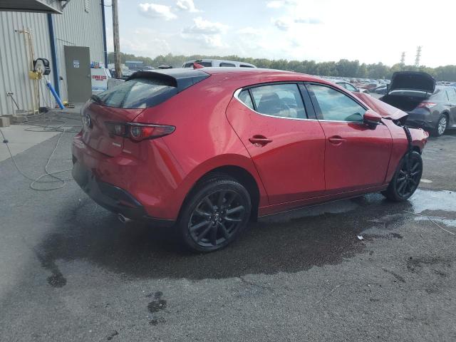  MAZDA 3 2022 Красный