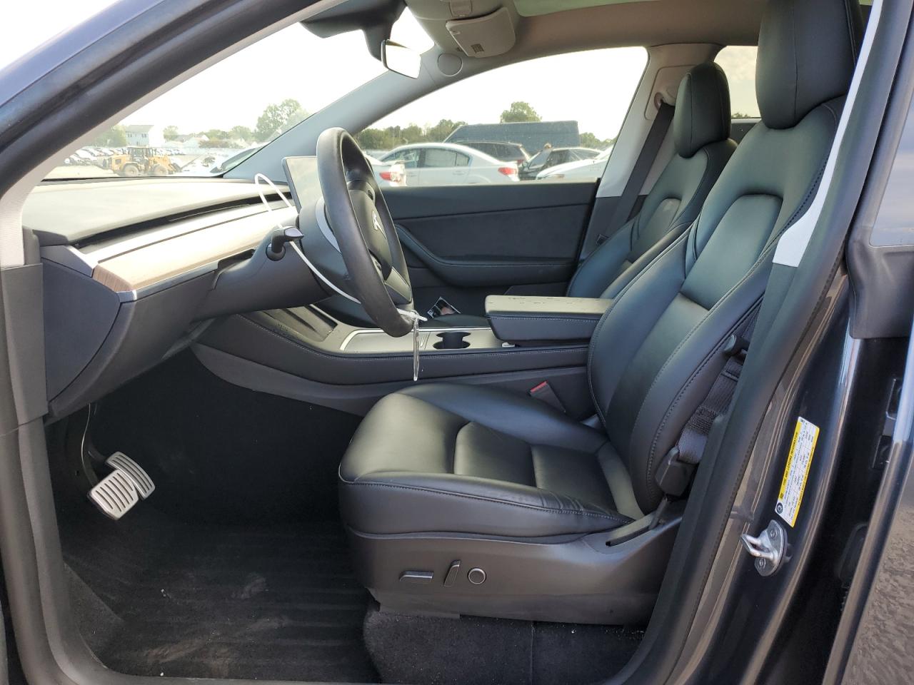 2021 Tesla Model Y VIN: 5YJYGDEFXMF268810 Lot: 70254575