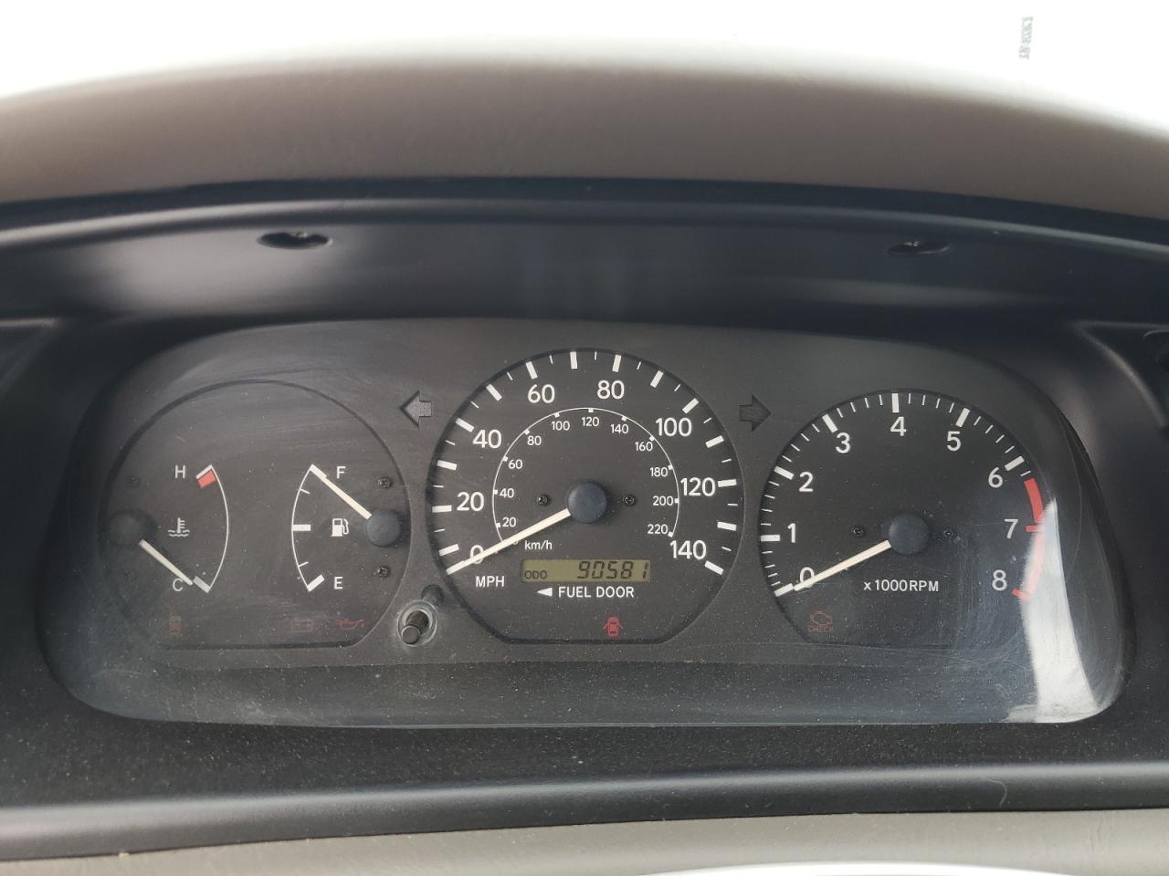 2001 Toyota Camry Ce VIN: 4T1BG22K71U093894 Lot: 84290245