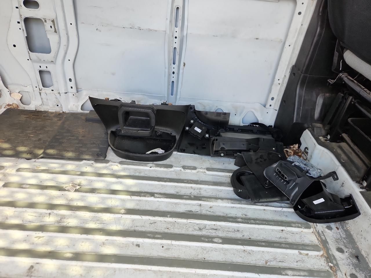 2024 Ram Promaster 1500 1500 High VIN: 3C6LRVBGXRE123438 Lot: 70921665