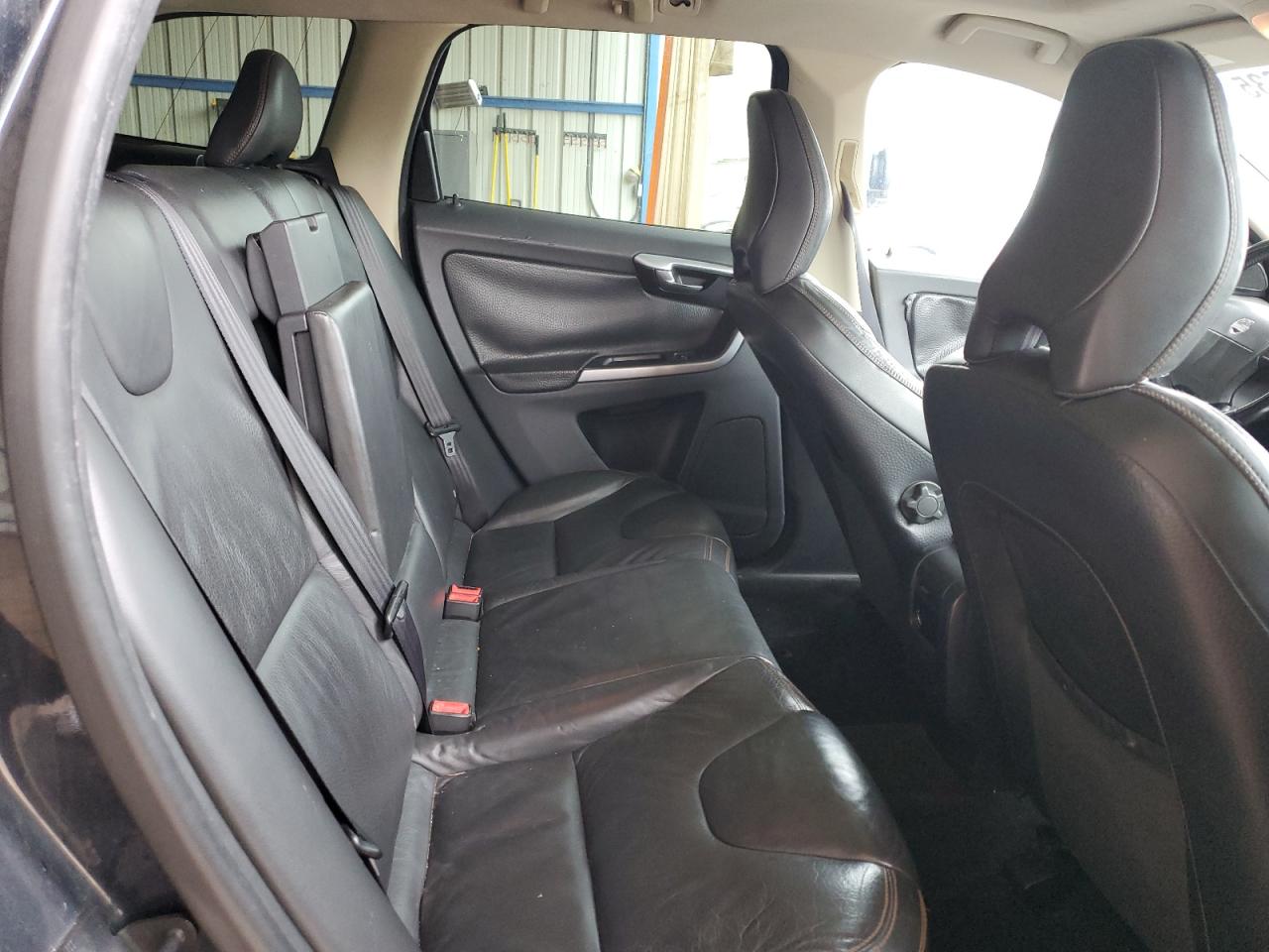 2010 Volvo Xc60 3.2 VIN: YV4982DL6A2123742 Lot: 81807635