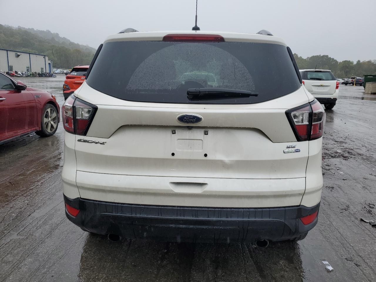 2017 Ford Escape Se VIN: 1FMCU9GD9HUD10016 Lot: 84028205
