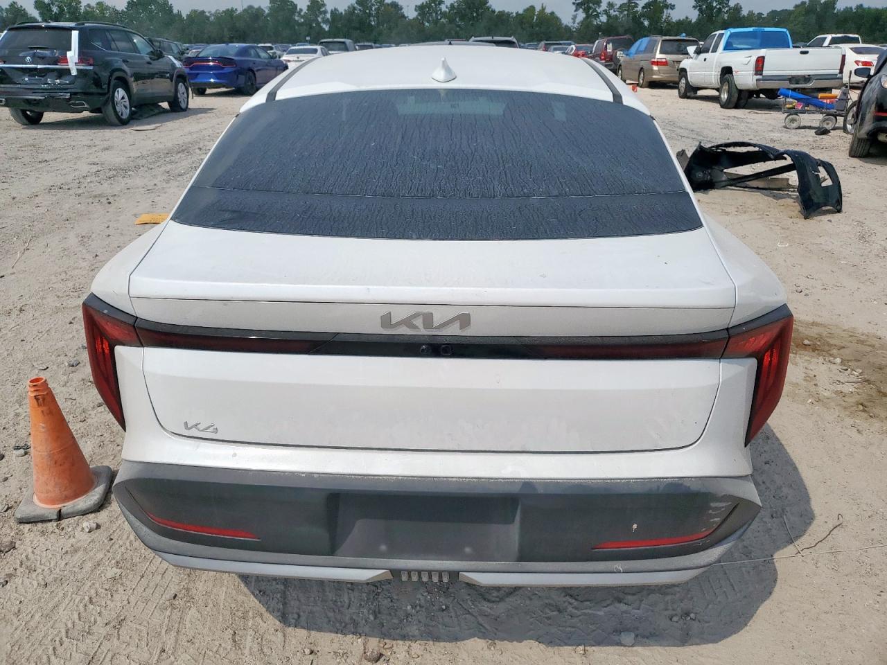 2025 Kia K4 Lx VIN: 3KPFT4DE7SE142404 Lot: 81219035