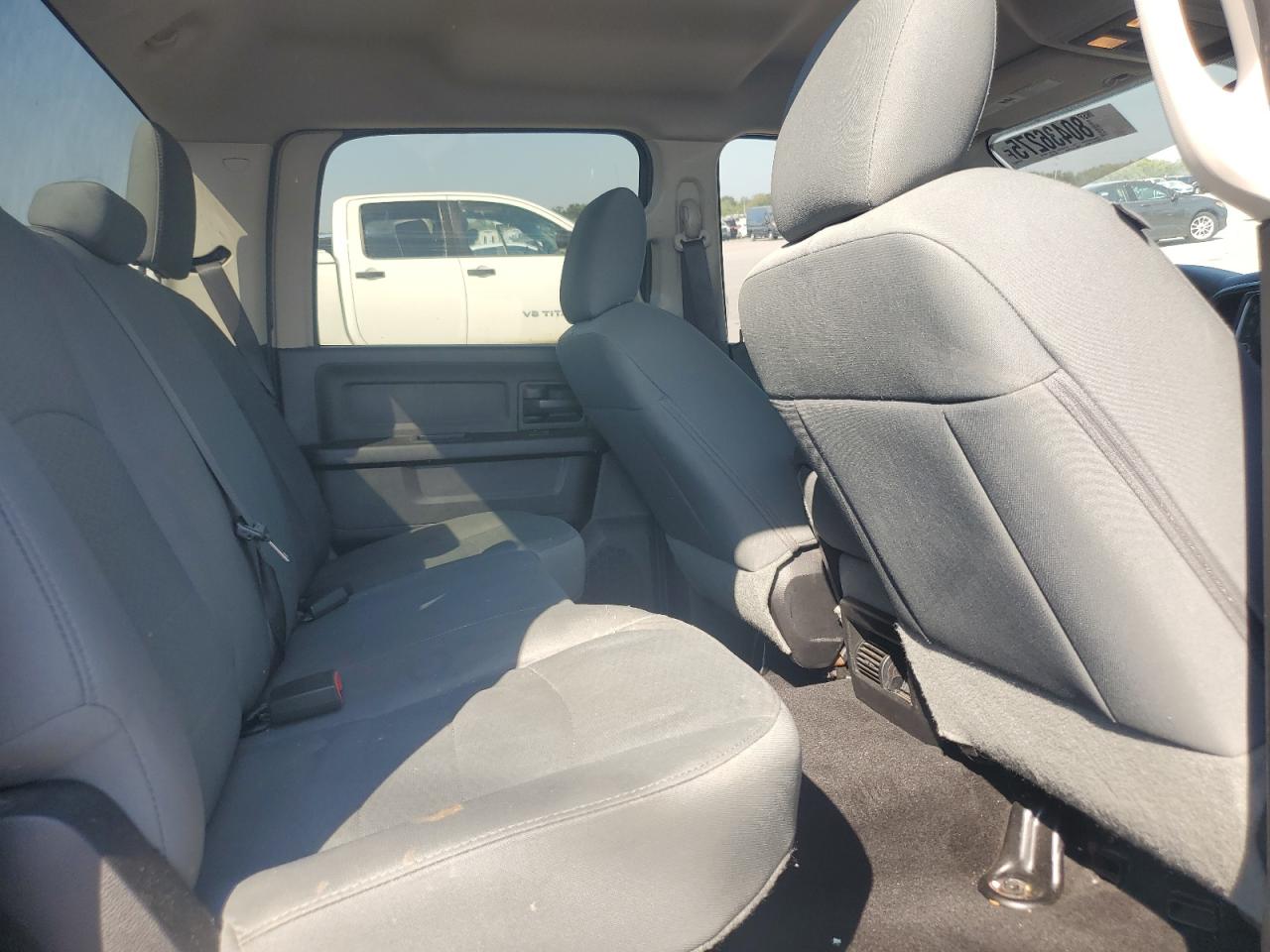 2016 Ram 1500 St VIN: 3C6RR7KT7GG182418 Lot: 80436275