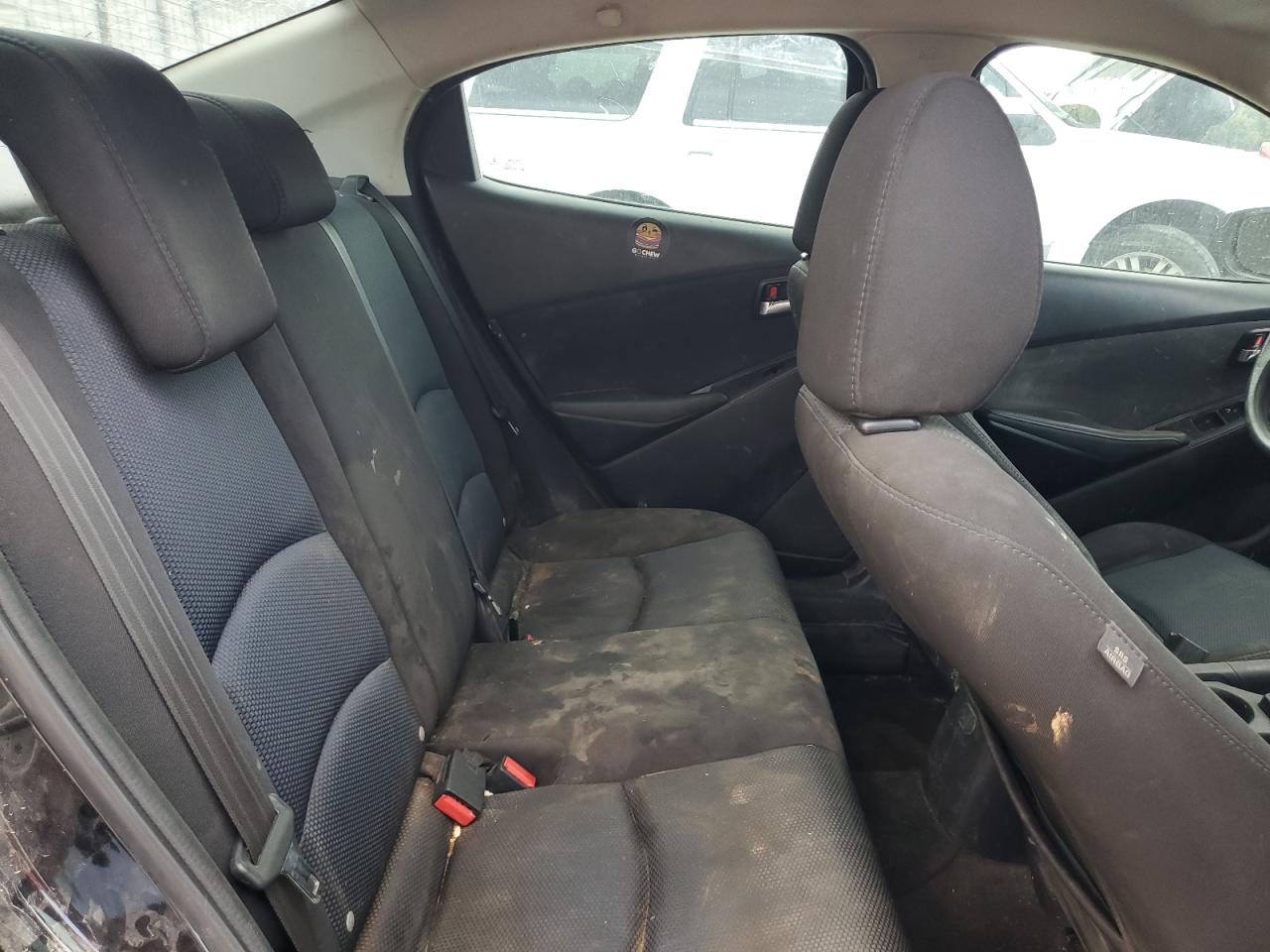 2018 Toyota Yaris Ia VIN: 3MYDLBYV5JY324395 Lot: 70663955