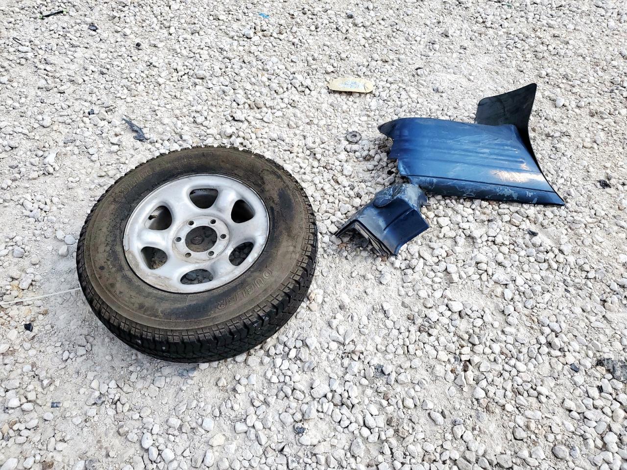 2002 Isuzu Rodeo S VIN: 4S2CK58W024316804 Lot: 81277195