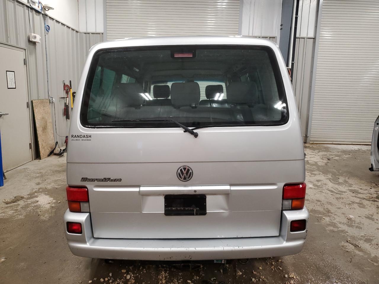 2001 Volkswagen Eurovan Mv VIN: WV2MB47031H143683 Lot: 70835805