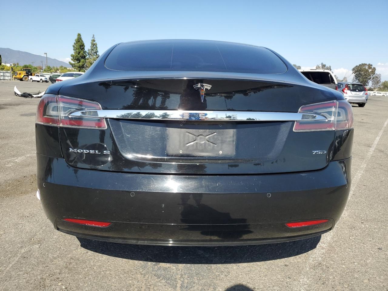 2018 Tesla Model S VIN: 5YJSA1E26JF293475 Lot: 71693805