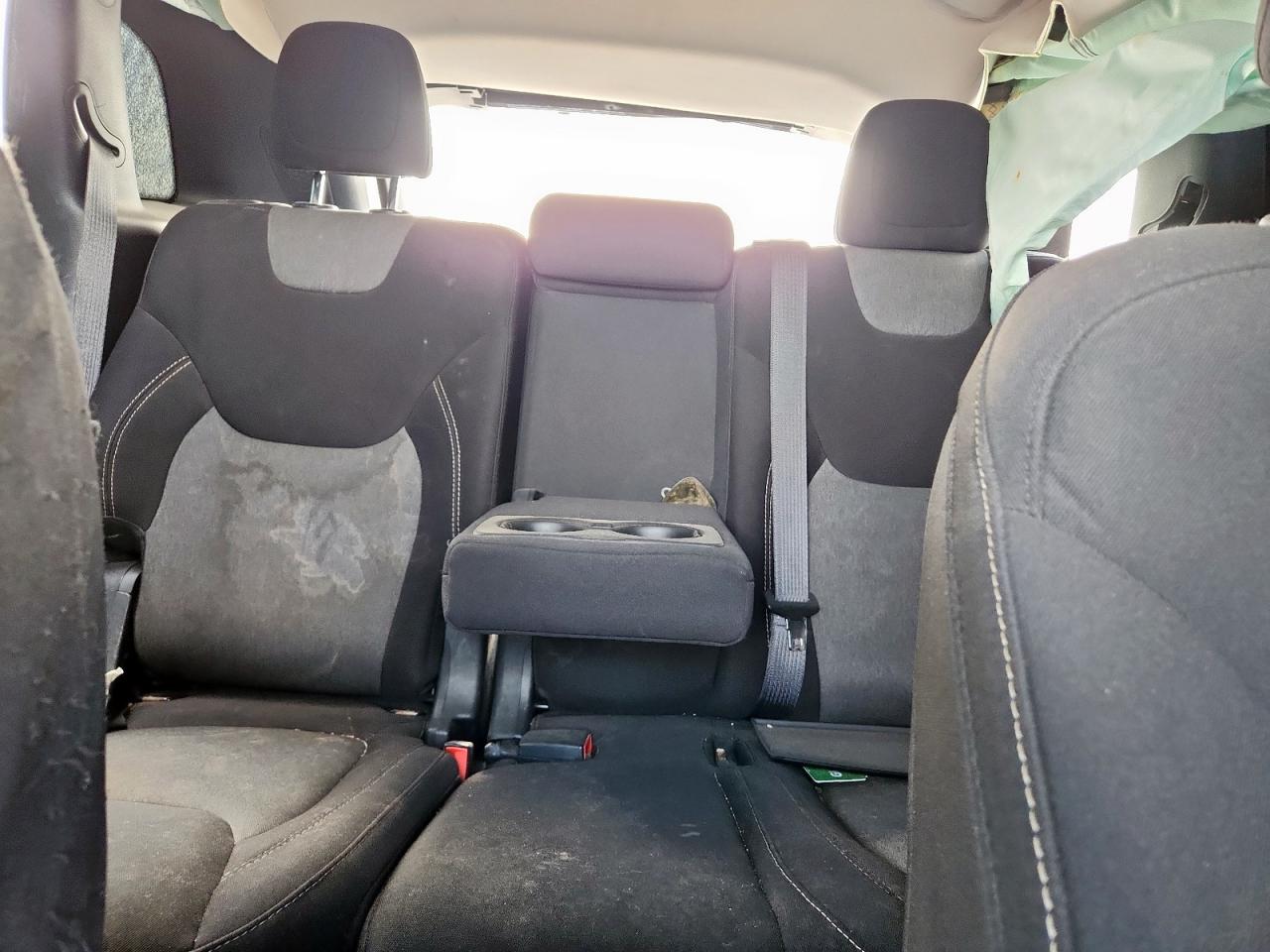 2018 Jeep Cherokee Latitude VIN: 1C4PJLCB2JD559070 Lot: 81608165