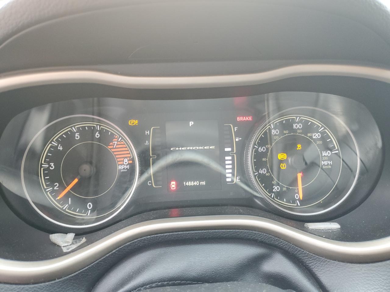 2016 Jeep Cherokee Latitude VIN: 1C4PJMCS5GW375647 Lot: 71114875