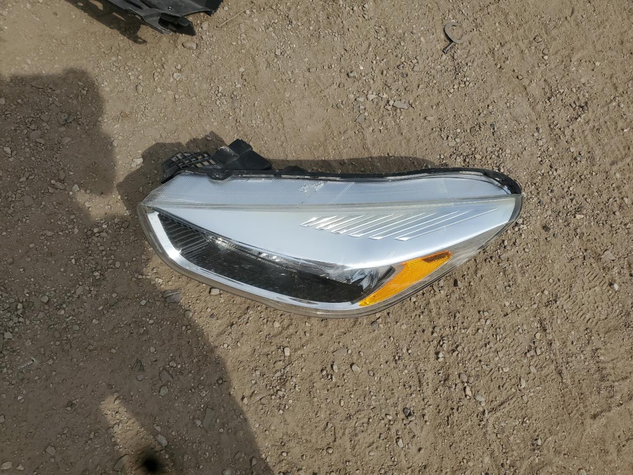 2018 Ford Escape Se VIN: 1FMCU9GD5JUA76026 Lot: 80566555