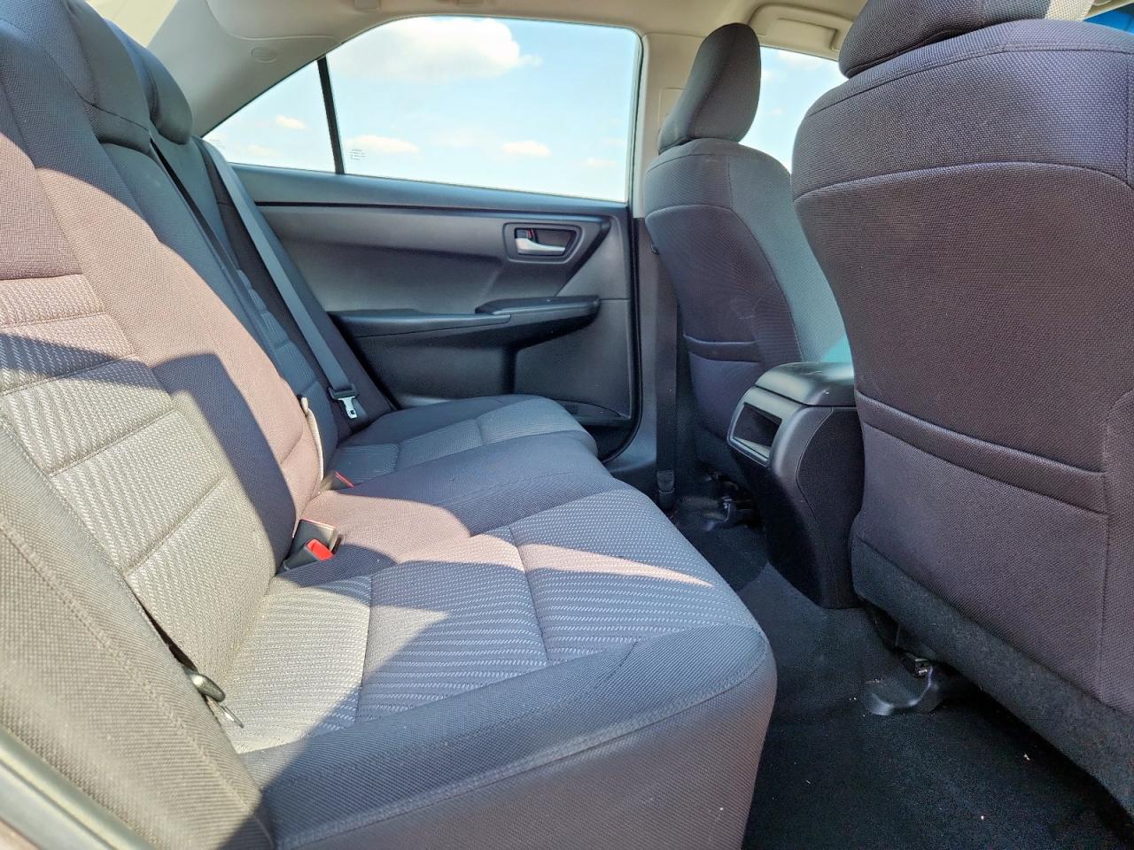 2016 Toyota Camry Le VIN: 4T4BF1FKXGR533547 Lot: 84255435