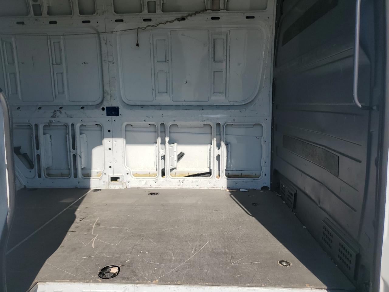 2017 Mercedes-Benz Sprinter 2500 VIN: WD3PE8CD7HP560799 Lot: 81404825