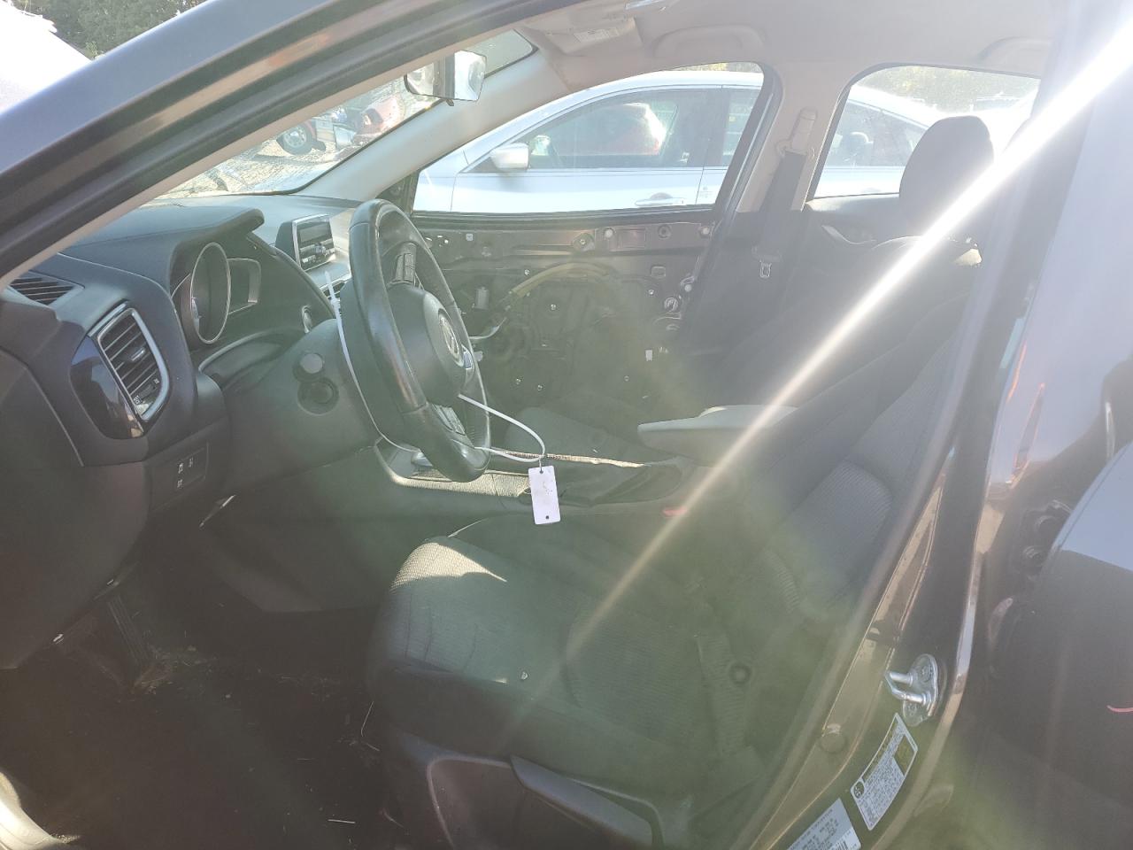 2014 Mazda 3 Touring VIN: JM1BM1V74E1131961 Lot: 71840125