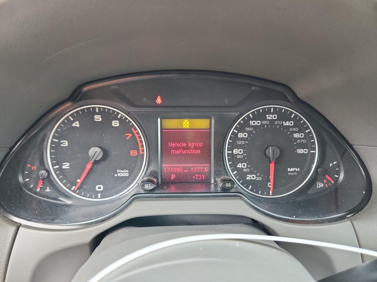 2010 Audi Q5 Premium VIN: WA1CKAFP2AA074947 Lot: 81798165