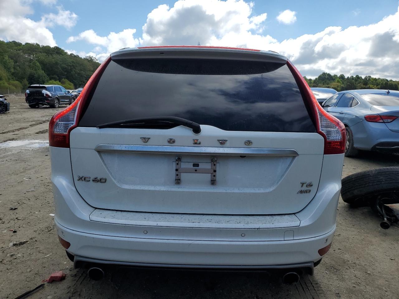 2016 Volvo Xc60 T6 R-Design VIN: YV449MRP2G2868348 Lot: 81068335