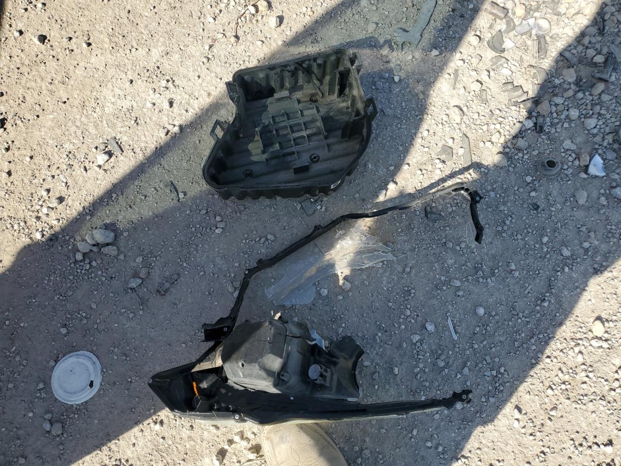 2016 Toyota Corolla L VIN: 5YFBURHE8GP408702 Lot: 84417485