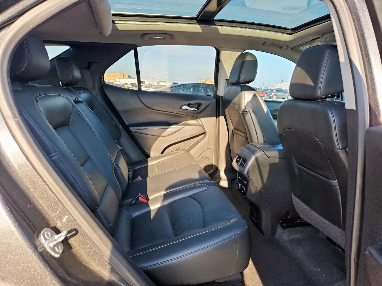 2018 Chevrolet Equinox Premier VIN: 2GNAXMEVXJ6101655 Lot: 81251325