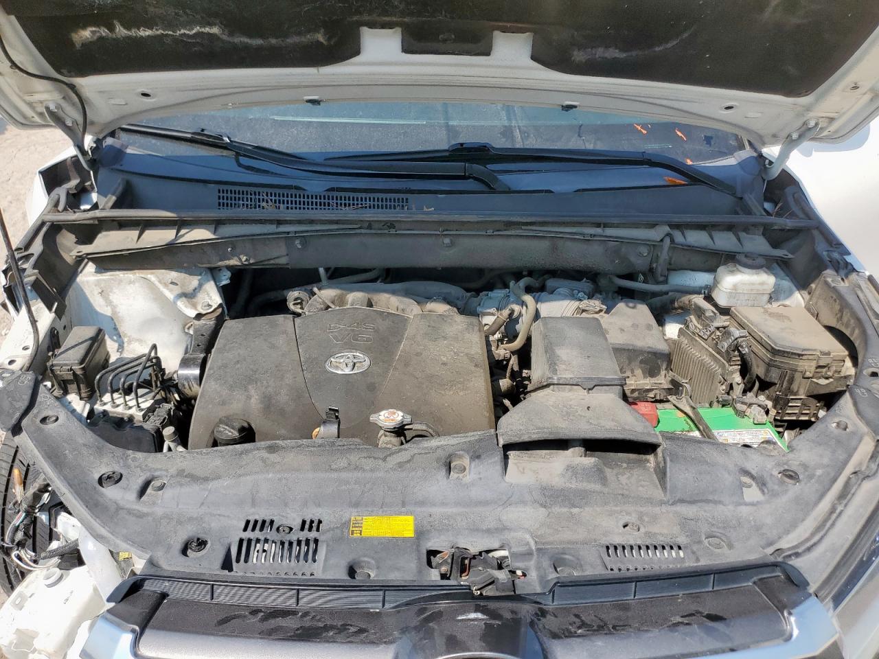 2019 Toyota Highlander Limited VIN: 5TDYZRFH9KS335994 Lot: 81111955