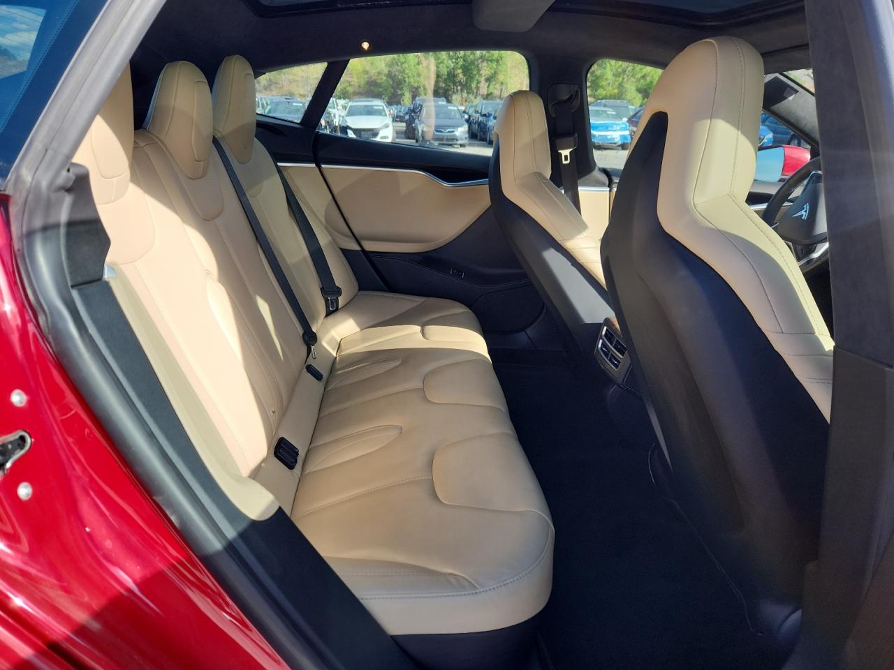 2016 Tesla Model S VIN: 5YJSA1E24GF152705 Lot: 80319405