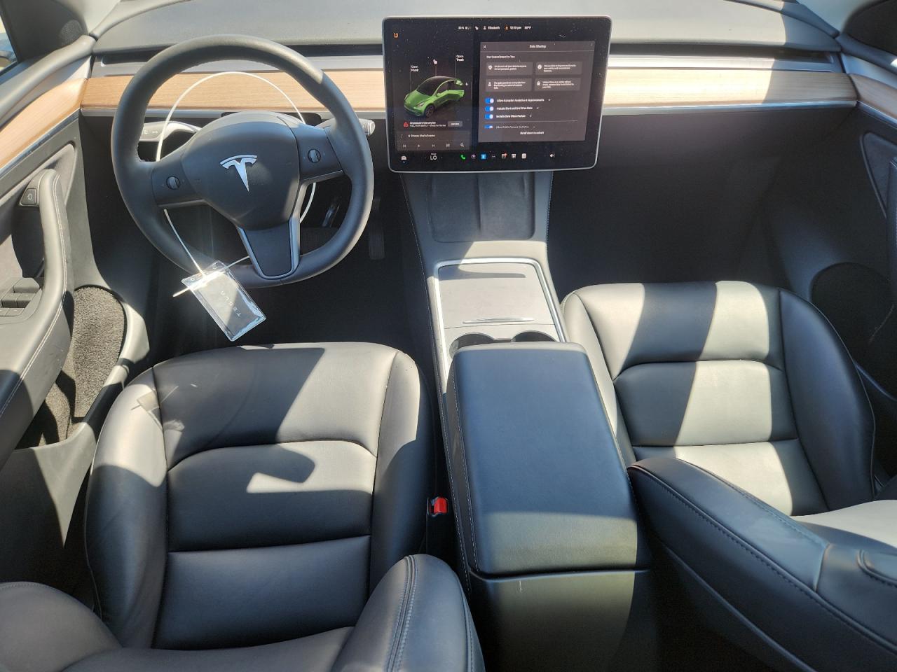 2024 Tesla Model Y VIN: 7SAYGDED5RF230457 Lot: 82146845